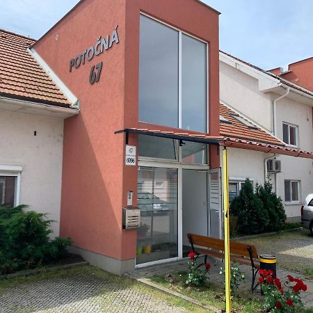 Apartment Biely Kostol Екстер'єр фото