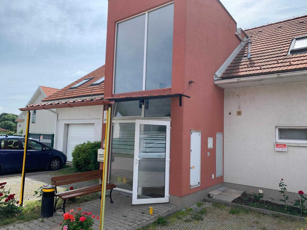 Apartment Biely Kostol Екстер'єр фото